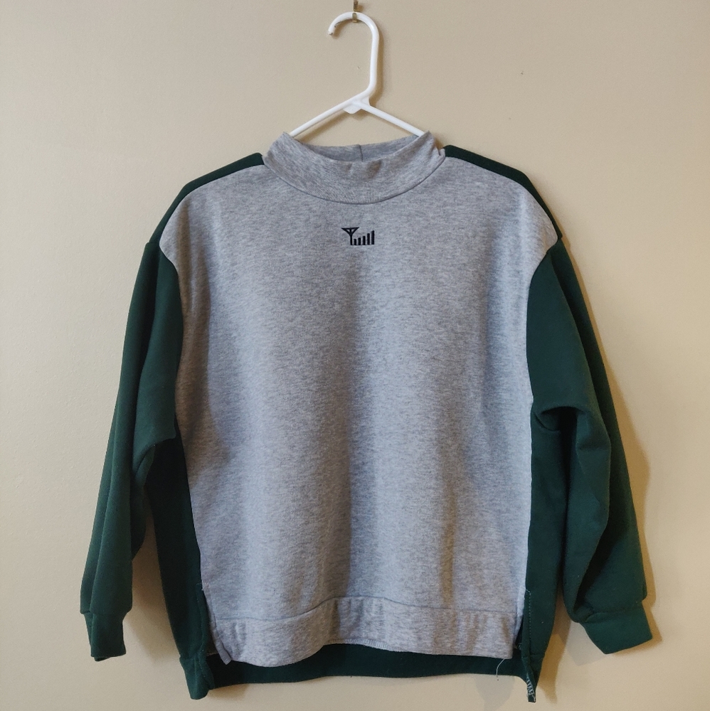 🎉3/$15🎉 Yesstyle Mock Neck Color Block Sweater